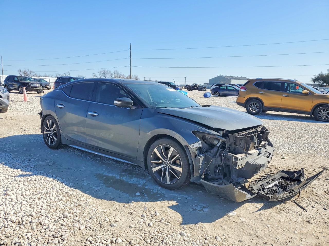 2019 NISSAN Maxima