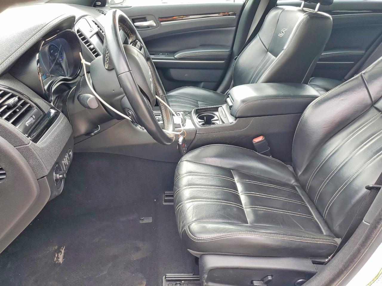 2022 CHRYSLER 300