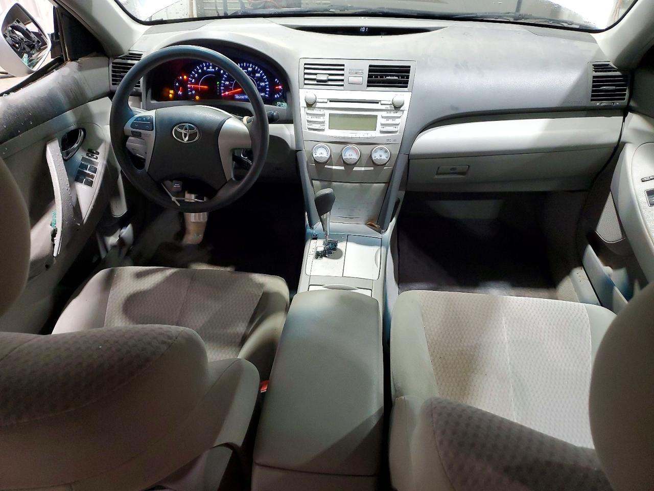 2010 TOYOTA CAMRY