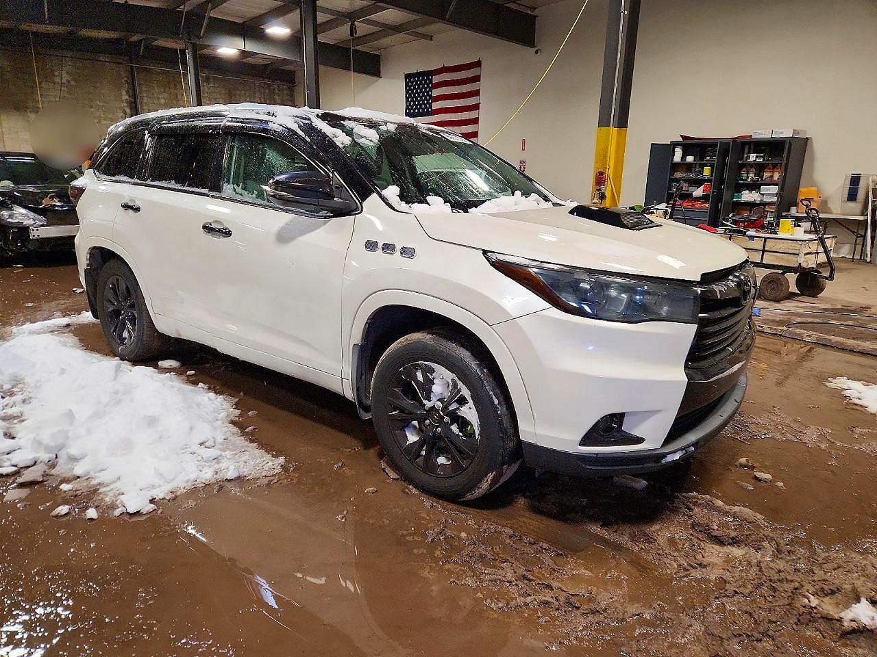 2015 TOYOTA HIGHLANDER