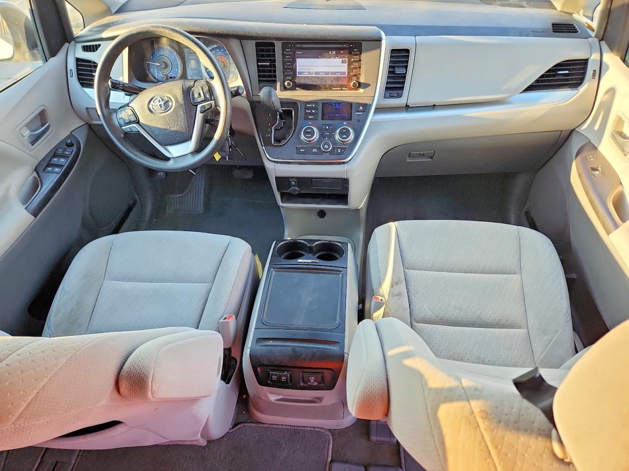 2019 TOYOTA SIENNA