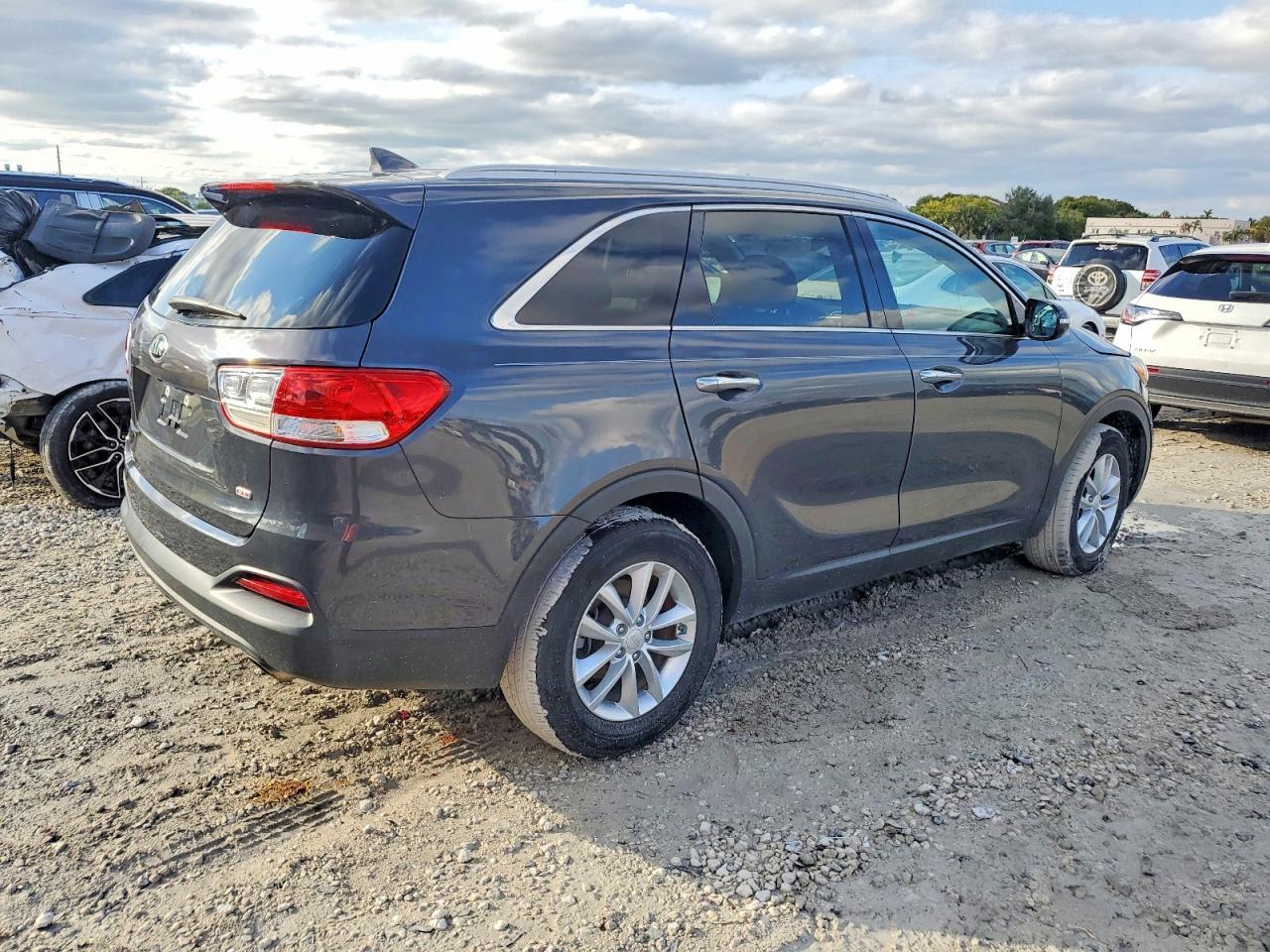 2018 KIA SORENTO