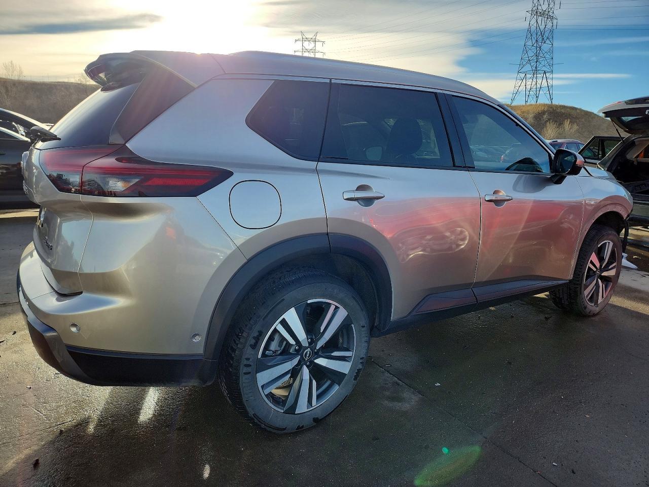 2025 NISSAN ROGUE
