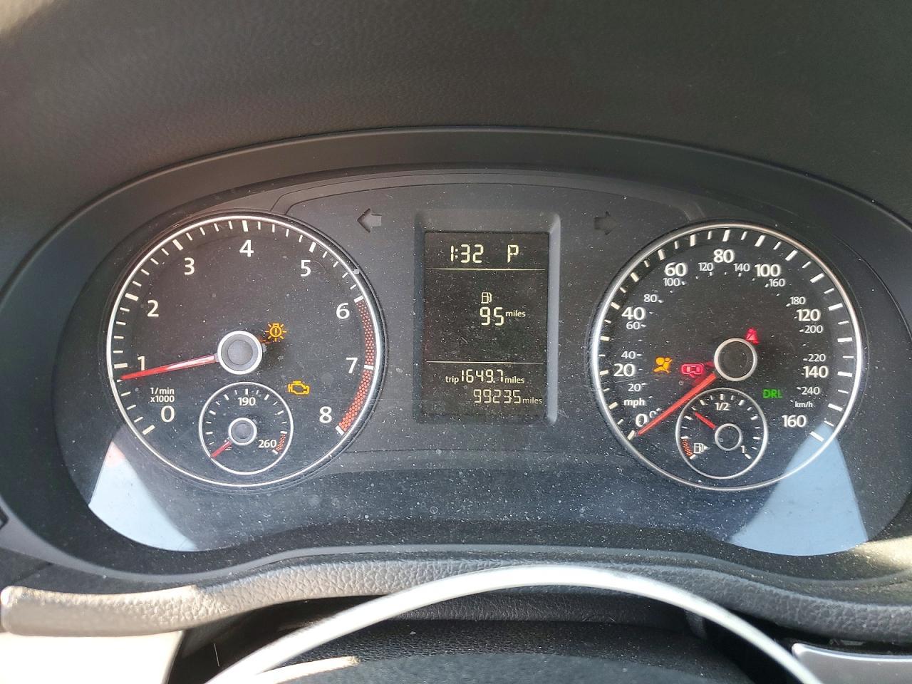 2014 VOLKSWAGEN Passat