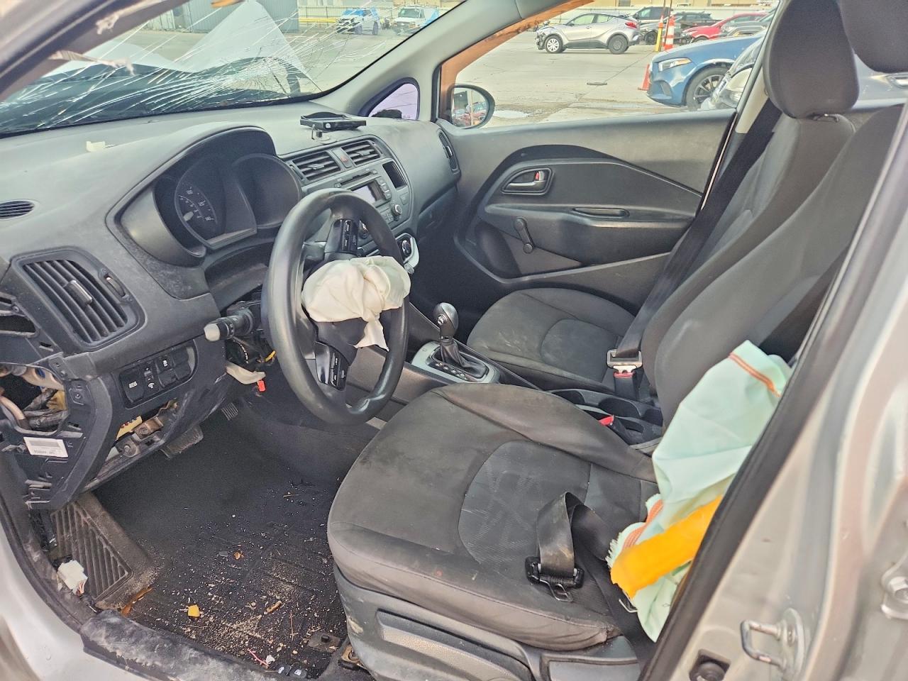 2015 KIA RIO