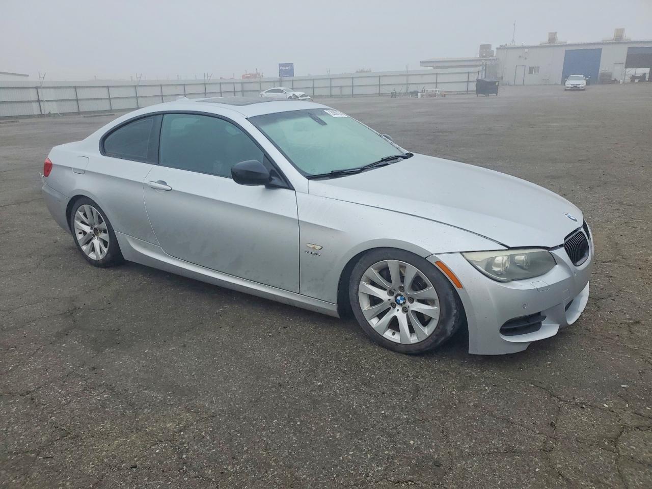 2011 BMW 3 SERIES