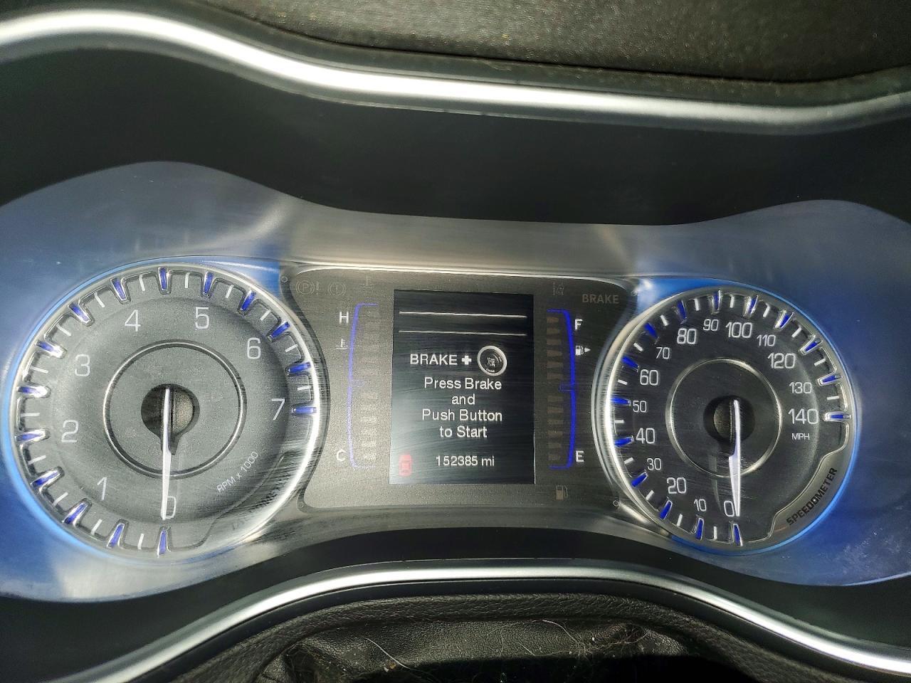 2015 CHRYSLER 200