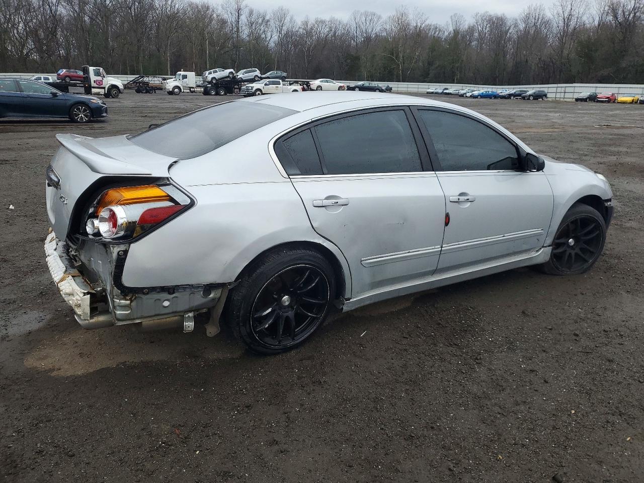 2012 NISSAN ALTIMA