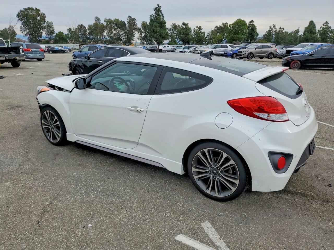 2016 HYUNDAI VELOSTER
