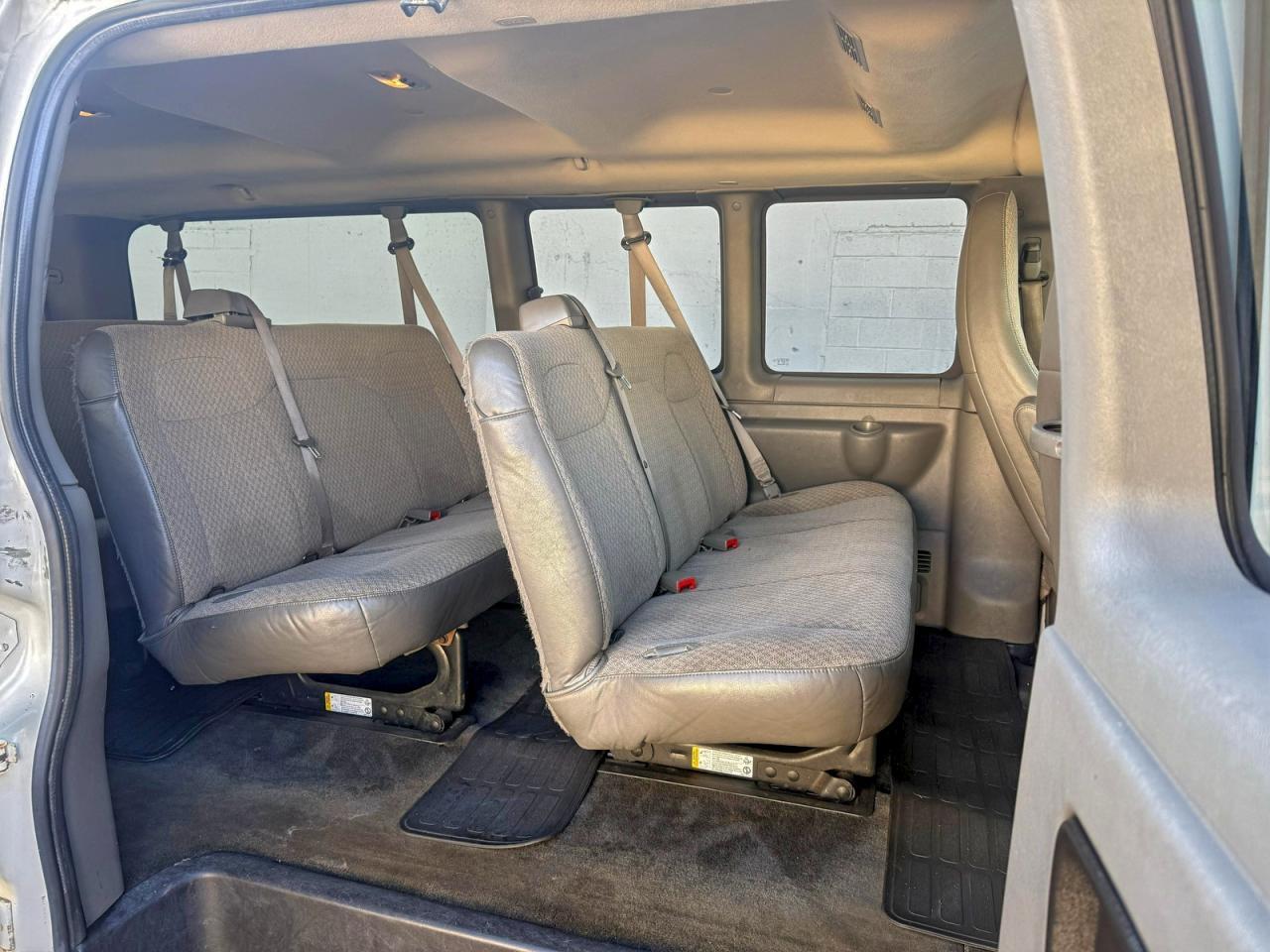 2015 GMC Savana