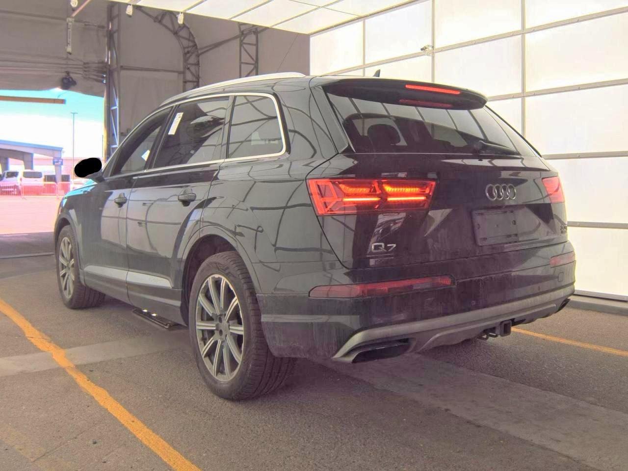 2018 AUDI Q7