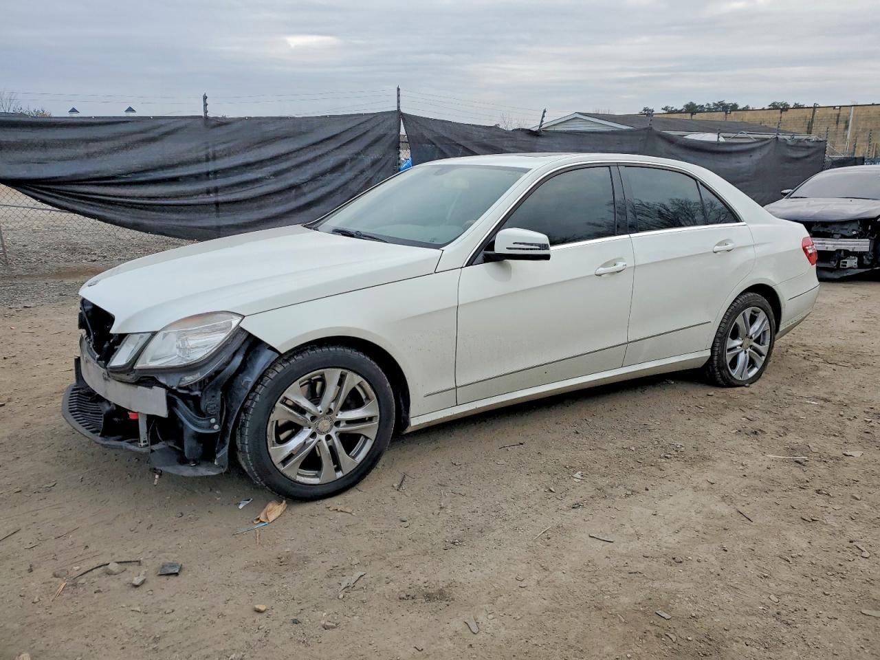 2010 MERCEDES-BENZ E-Class