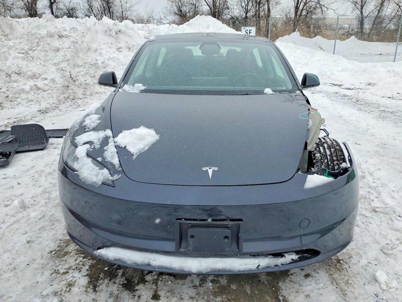 2025 TESLA MODEL 3