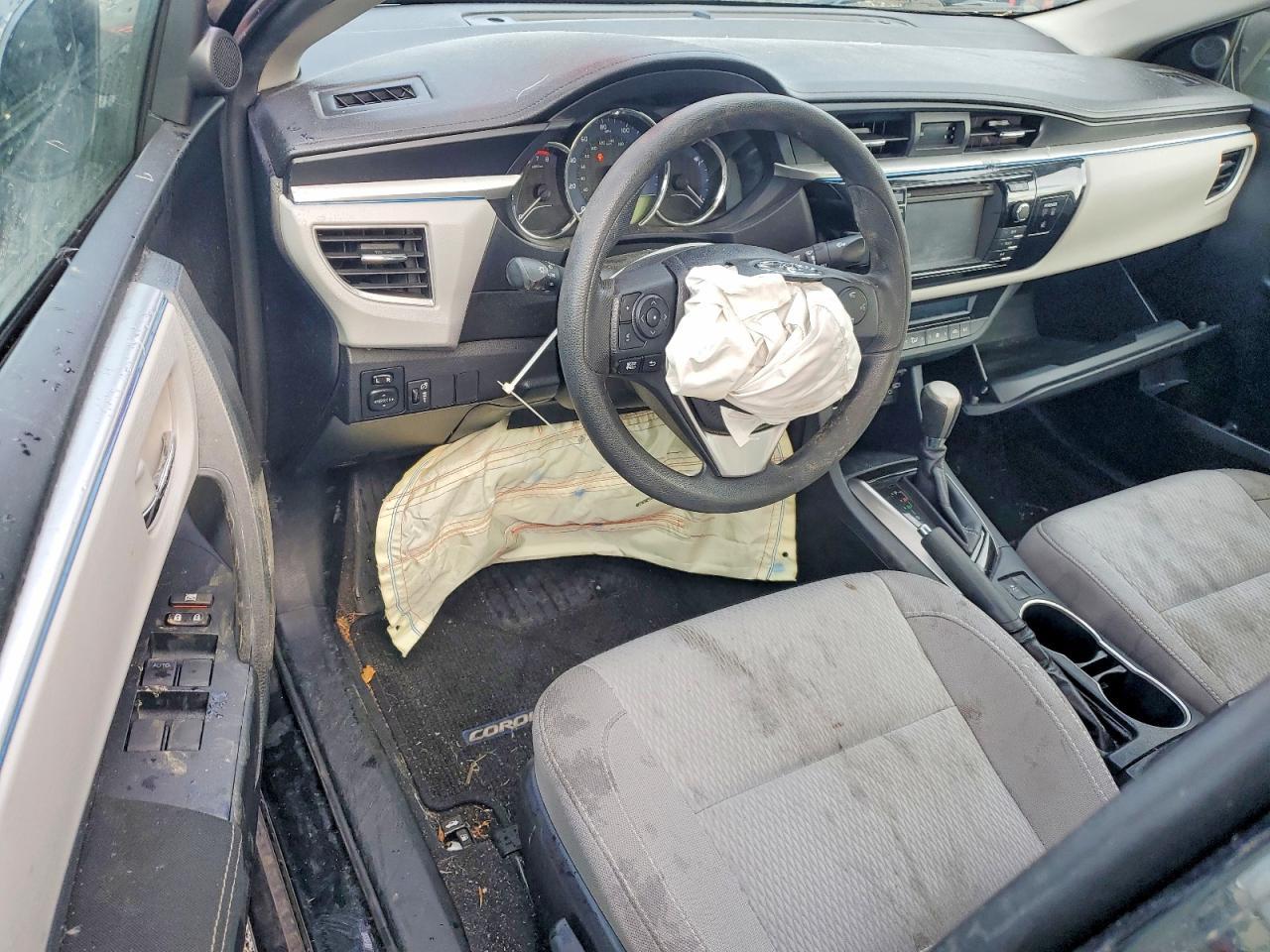 2016 TOYOTA COROLLA