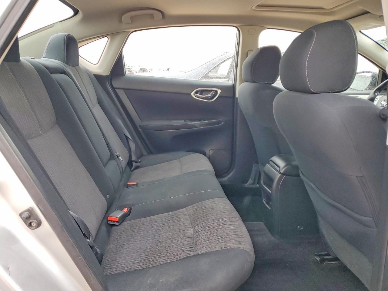 2015 NISSAN SENTRA