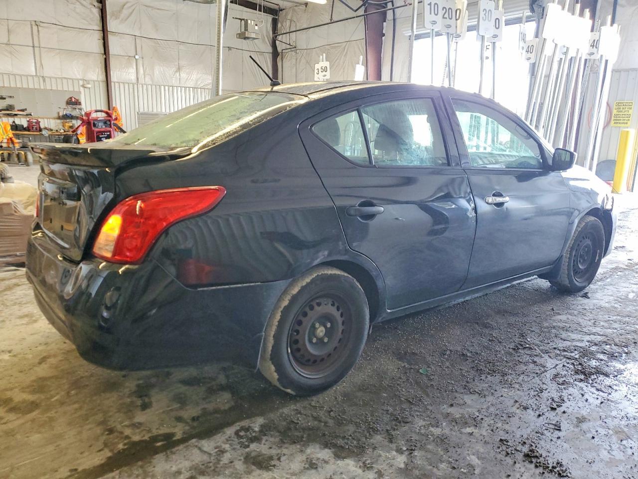 2018 NISSAN VERSA