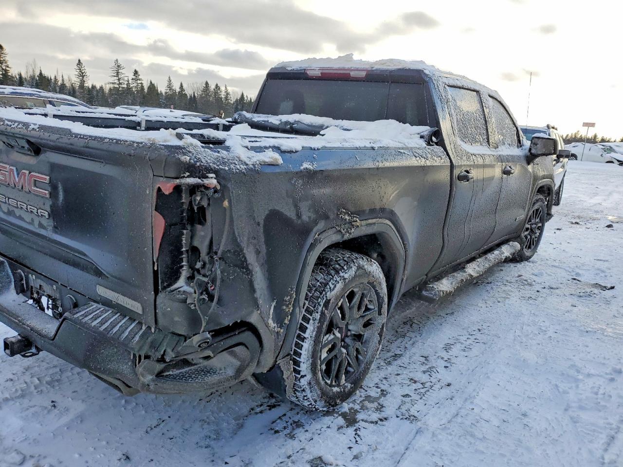 2023 GMC Sierra