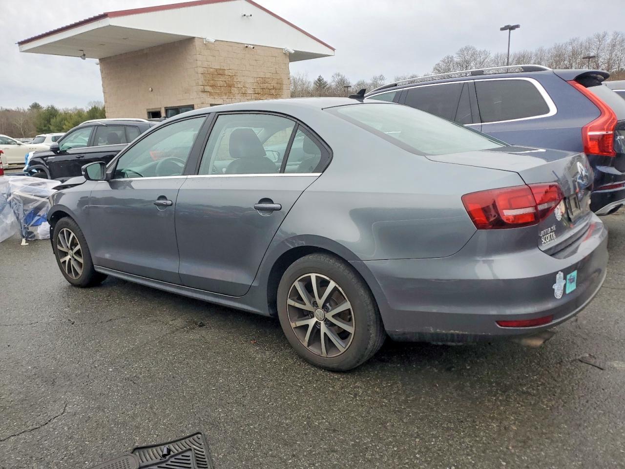 2017 VOLKSWAGEN JETTA