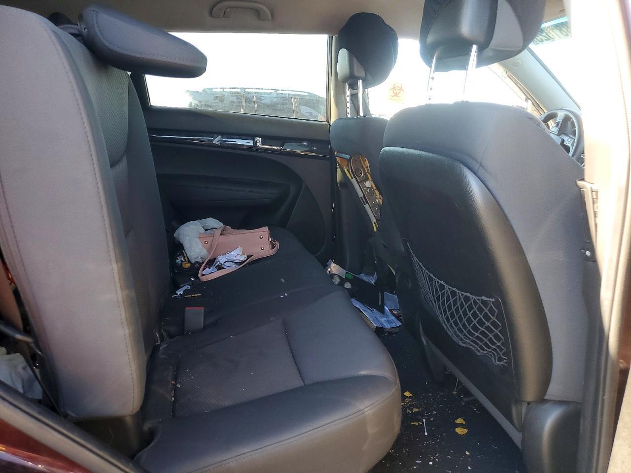 2012 KIA SORENTO