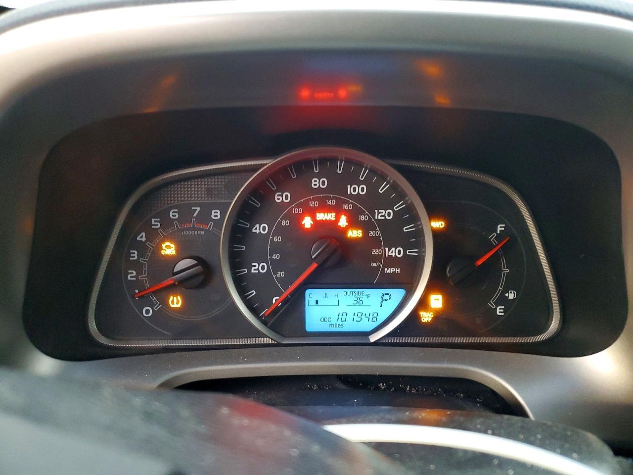 2014 TOYOTA RAV4