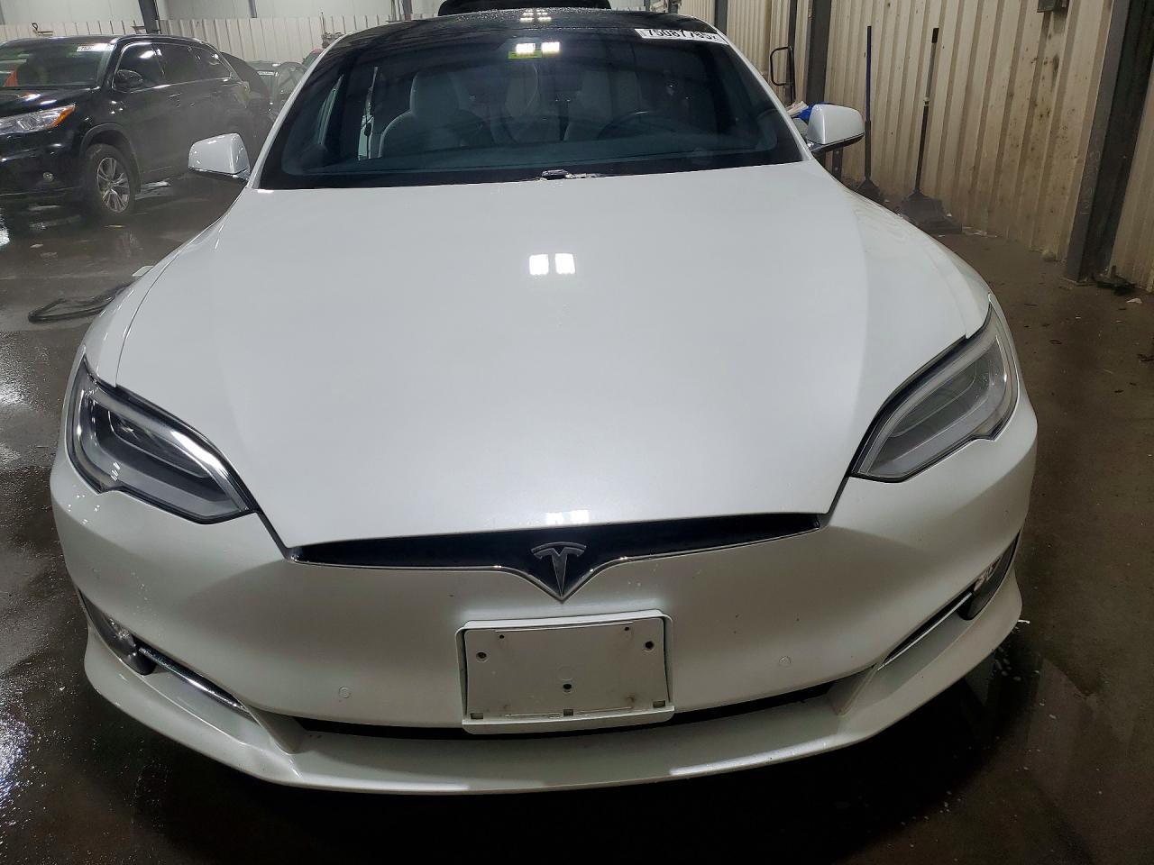 2020 TESLA MODEL S