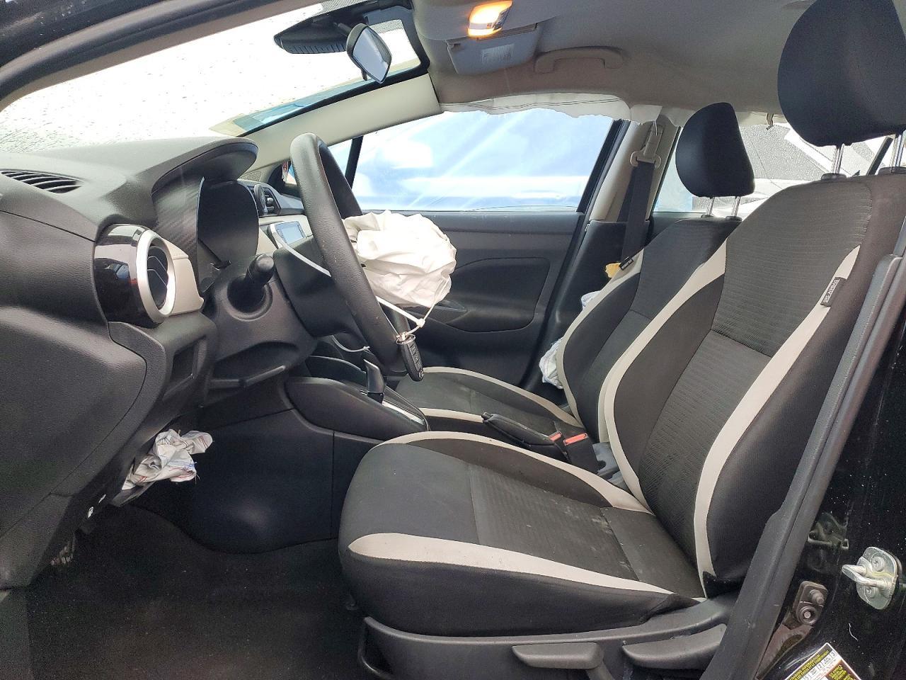 2021 NISSAN VERSA