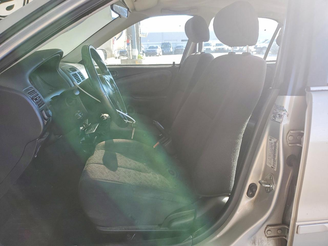 2001 TOYOTA COROLLA