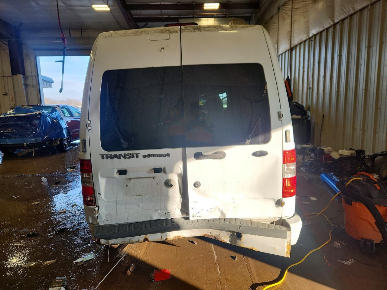 2010 FORD TRANSIT CONNECT