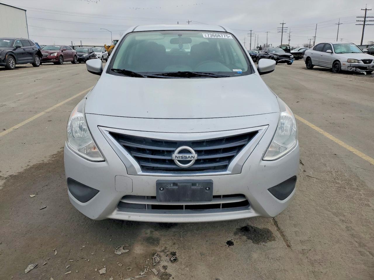 2016 NISSAN VERSA