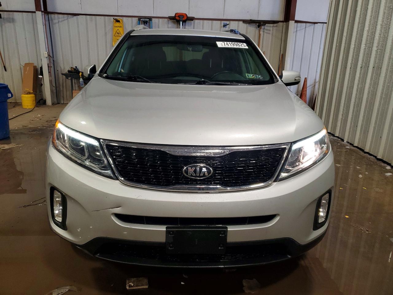 2015 KIA SORENTO