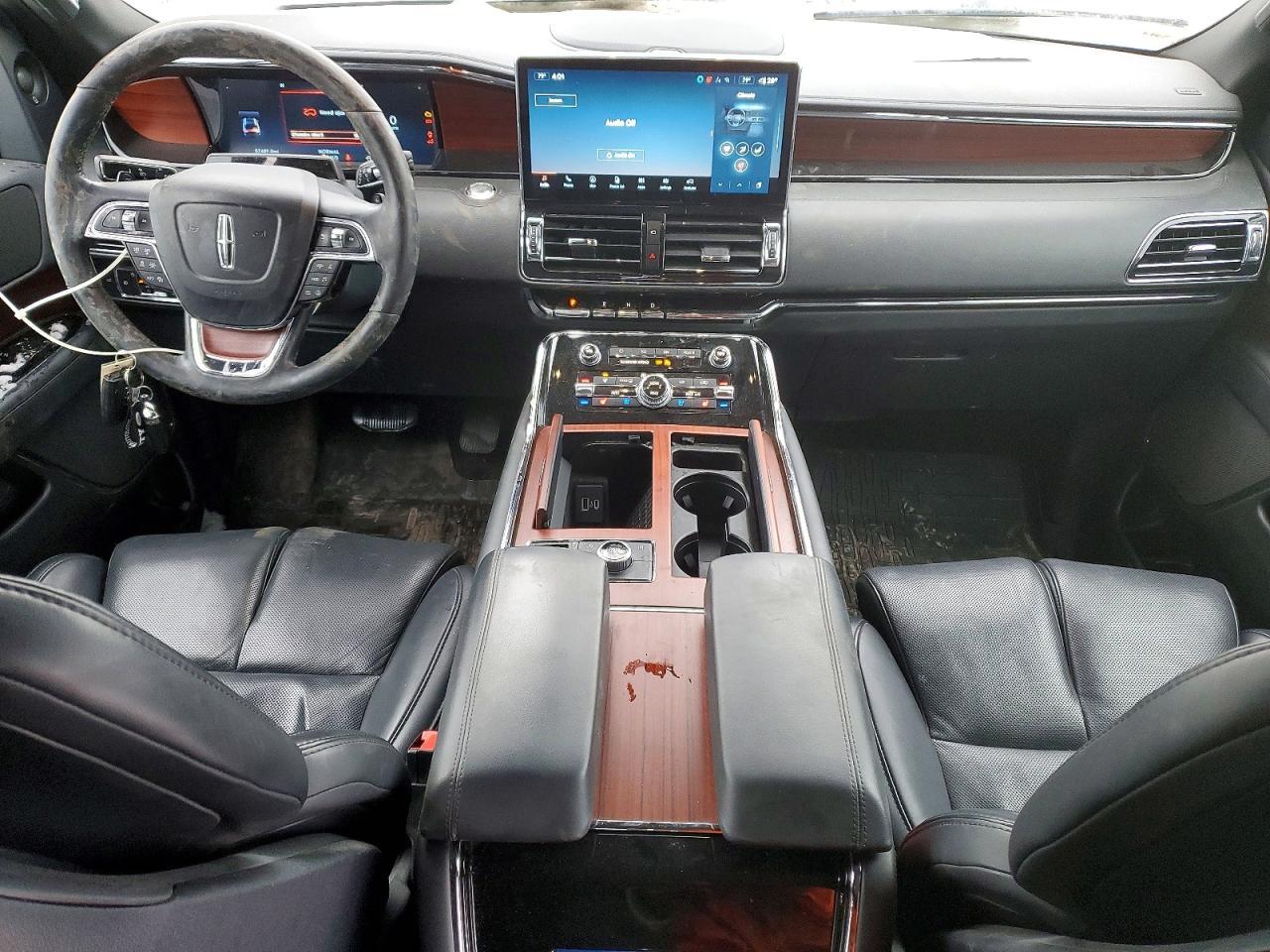 2022 LINCOLN Navigator
