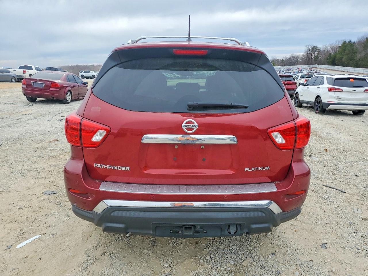 2018 NISSAN PATHFINDER
