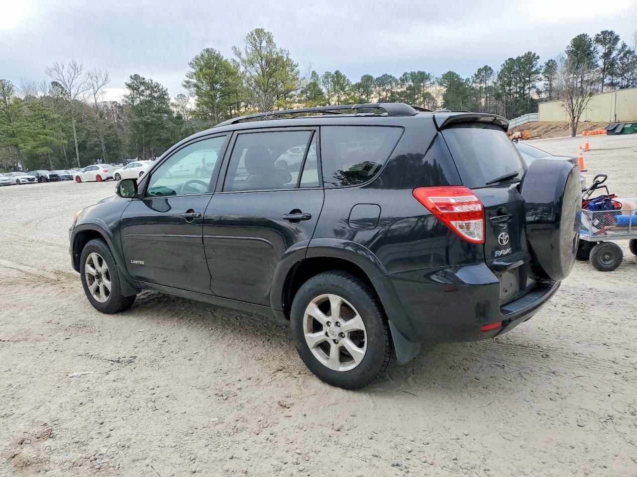 2011 TOYOTA RAV4