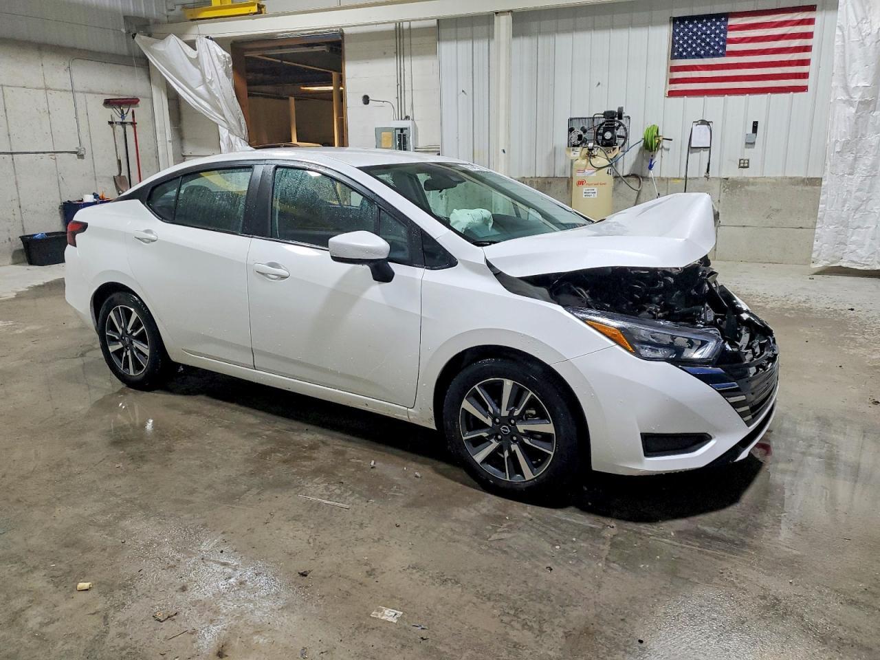 2025 NISSAN VERSA