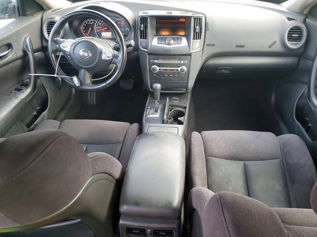 2012 NISSAN Maxima
