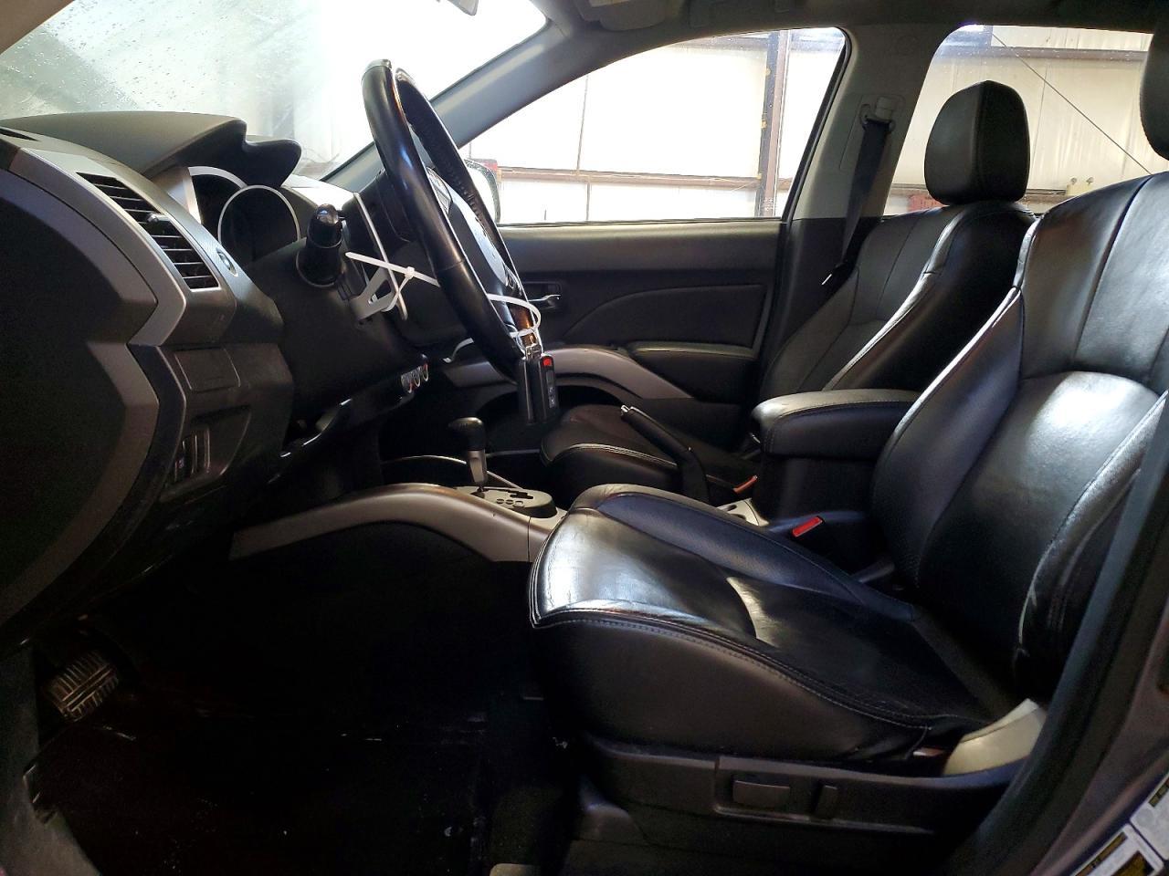 2008 MITSUBISHI outlander