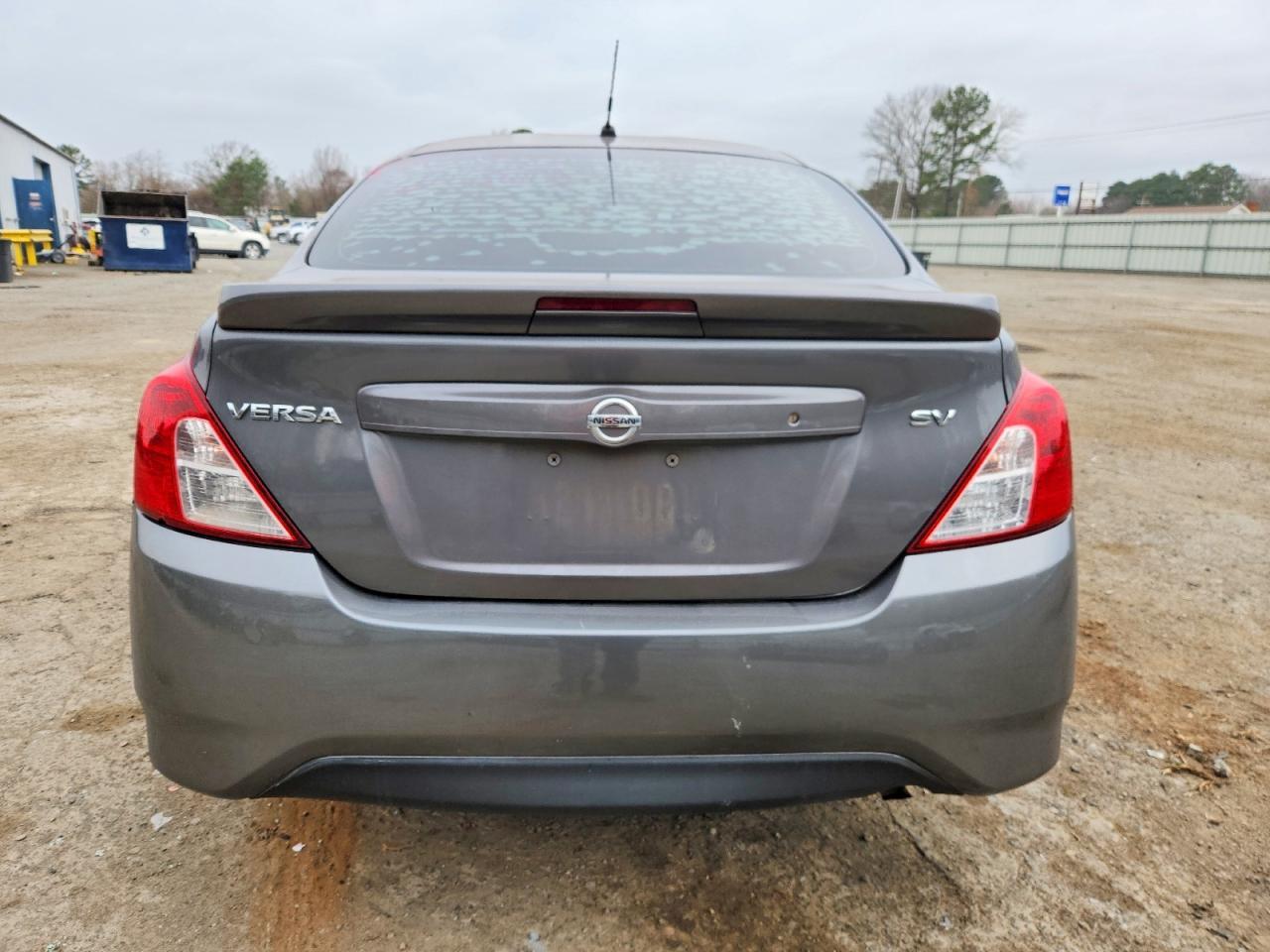 2018 NISSAN VERSA