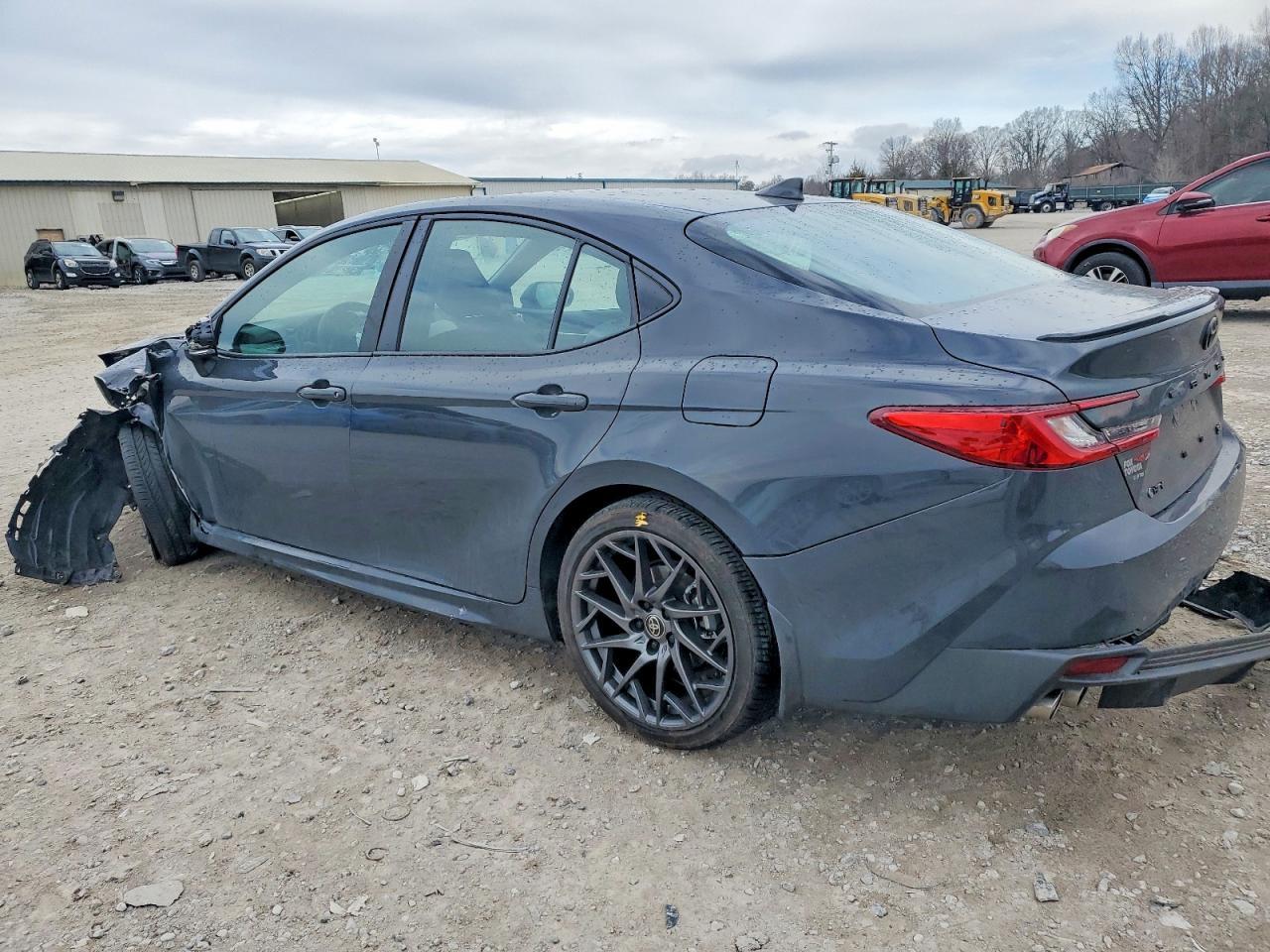 2025 TOYOTA CAMRY