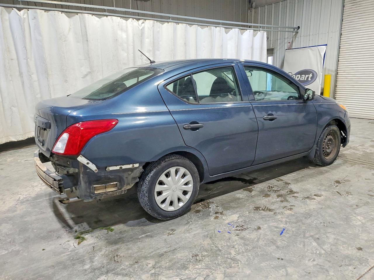 2016 NISSAN VERSA