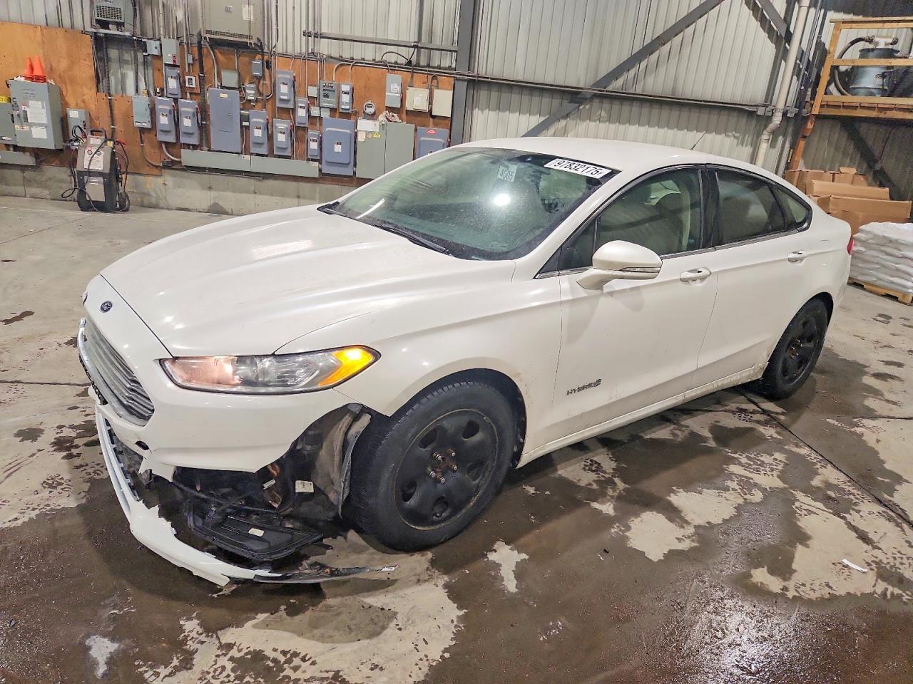 2013 FORD FUSION