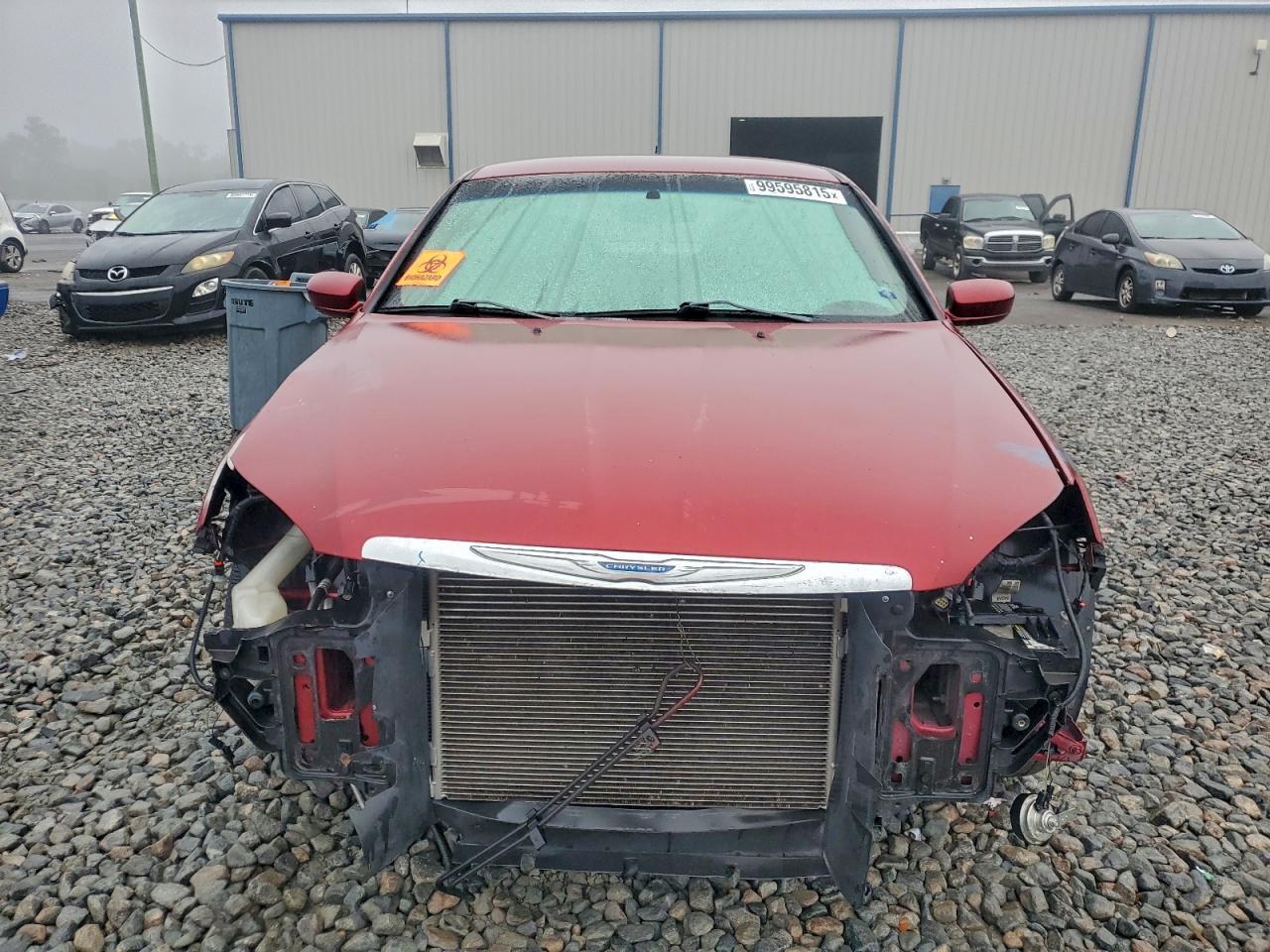 2013 CHRYSLER 200