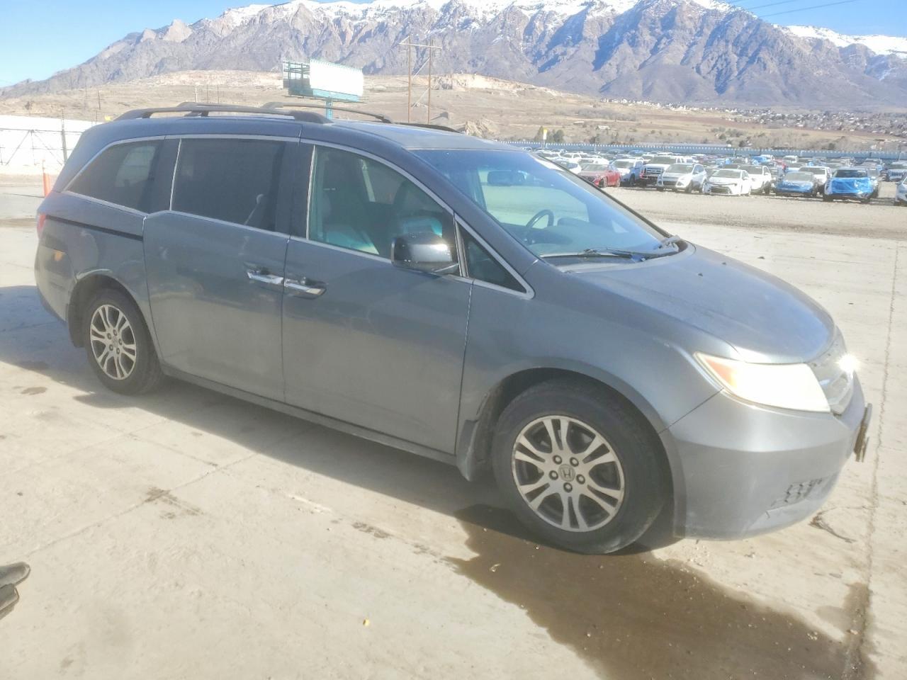 2011 HONDA ODYSSEY