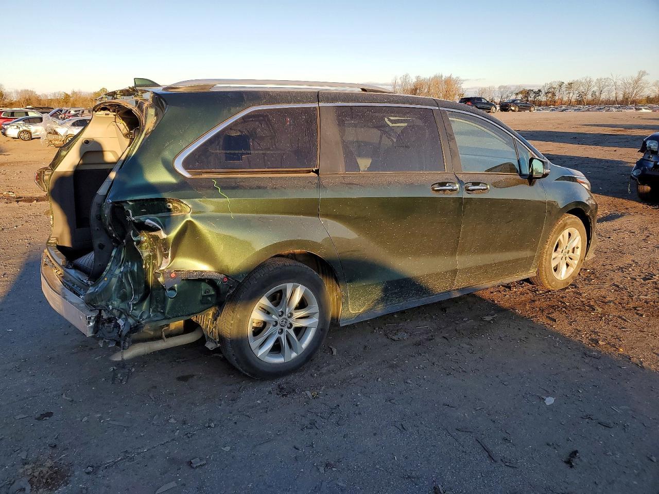 2023 TOYOTA SIENNA