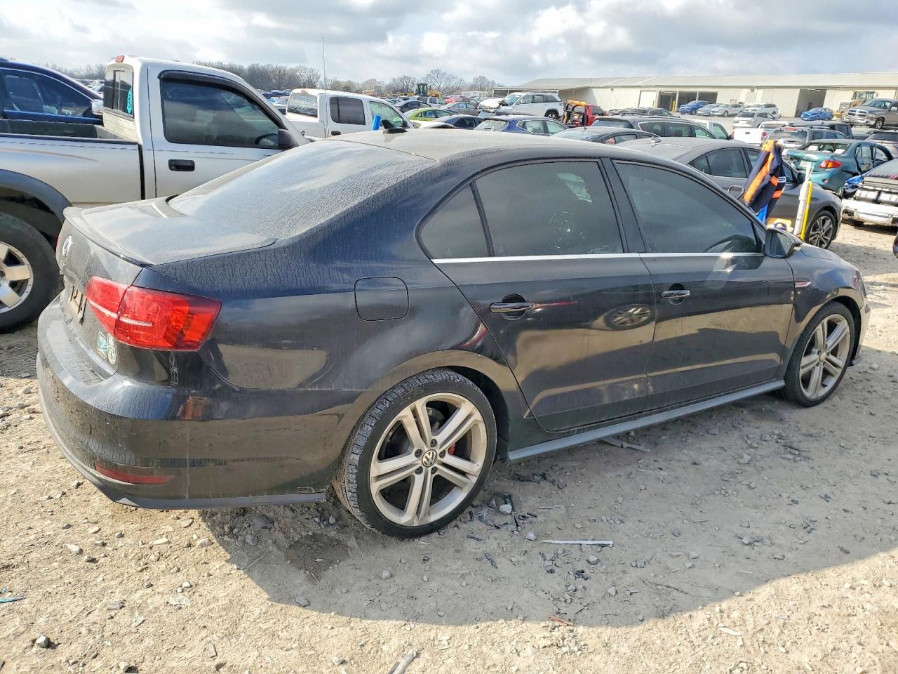 2016 VOLKSWAGEN JETTA