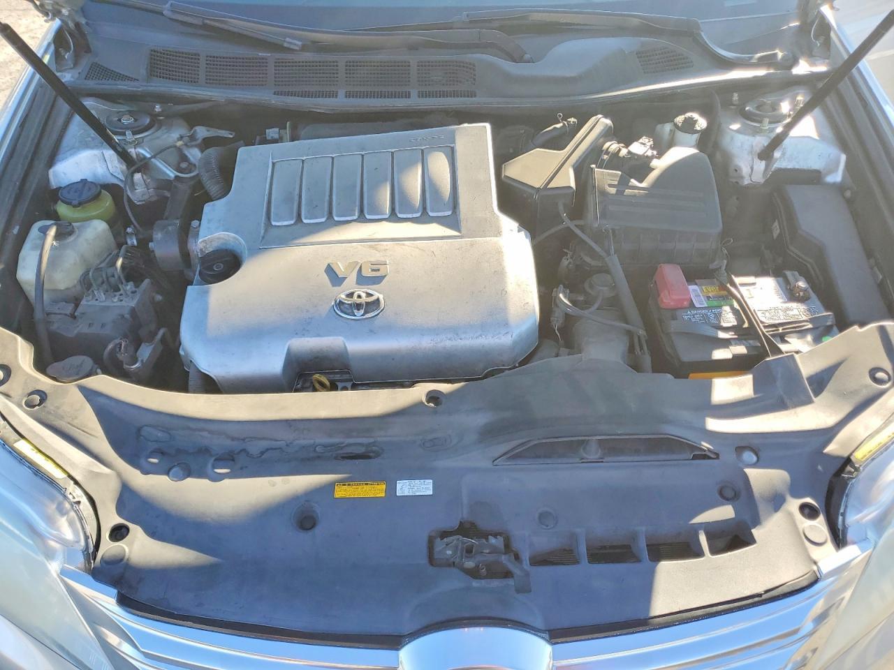2011 TOYOTA Avalon