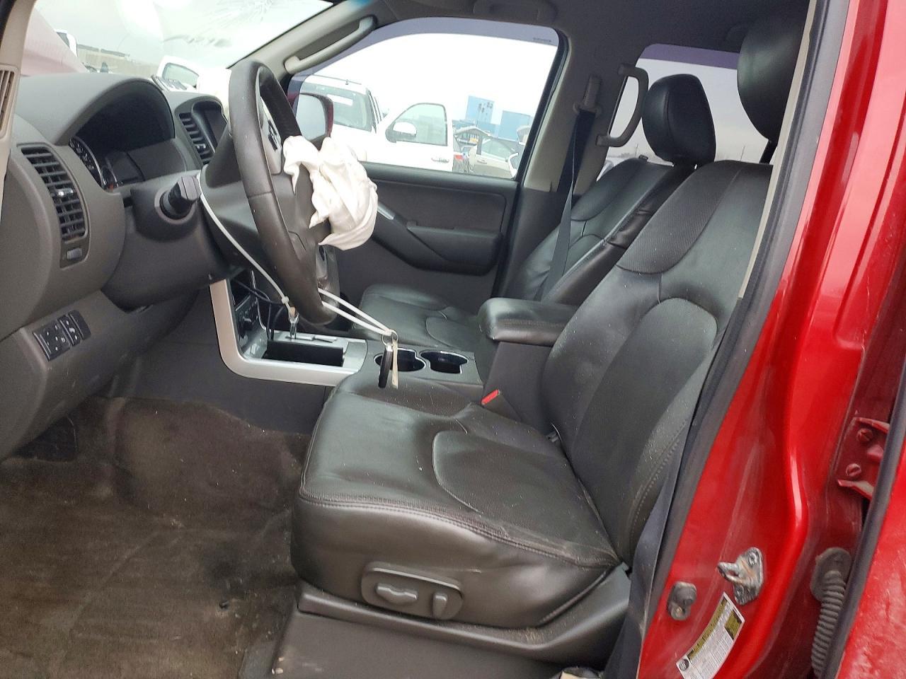 2011 NISSAN PATHFINDER