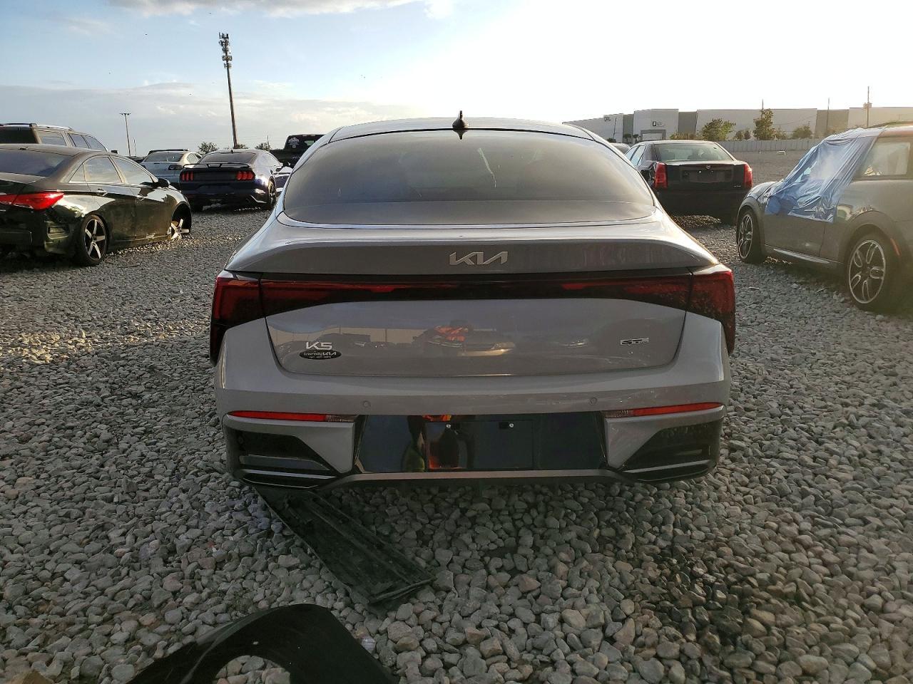 2025 KIA K5