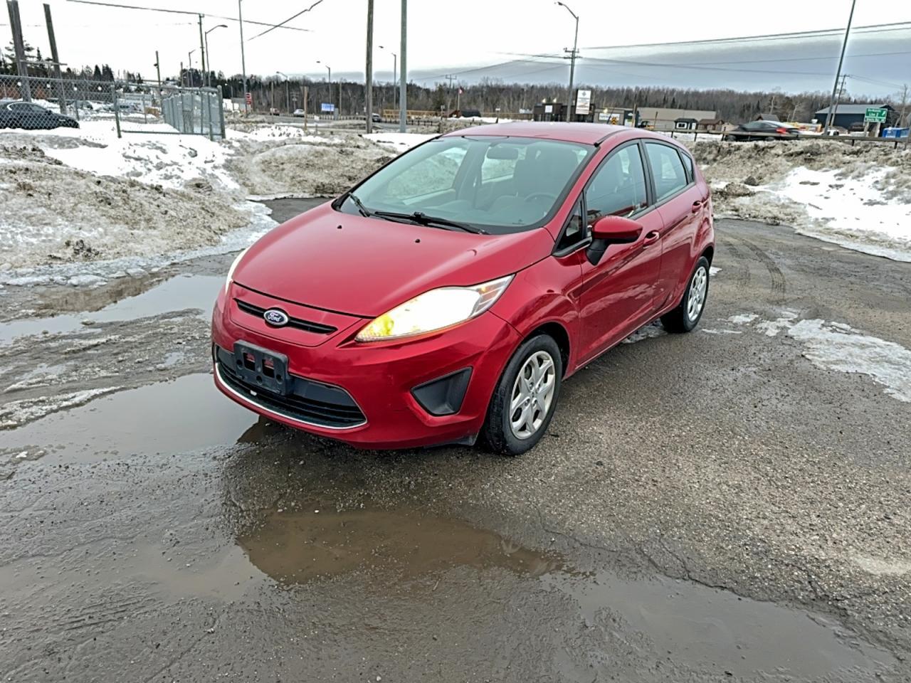 2011 FORD Fiesta