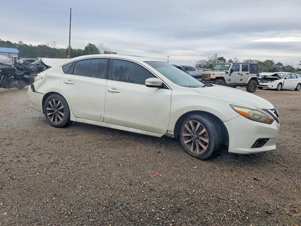 2016 NISSAN ALTIMA
