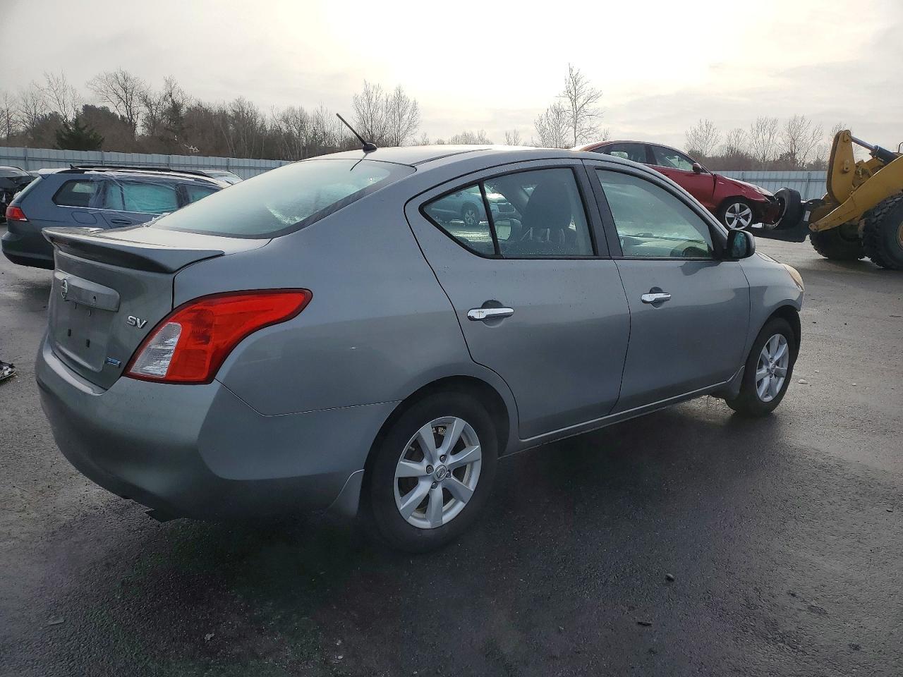 2014 NISSAN VERSA
